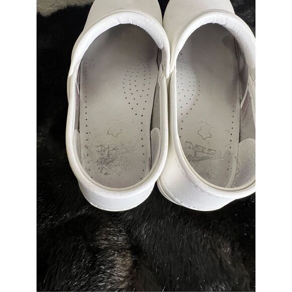 Dansko size 37 US 6.5 - 7 Leather Clog Comfort Professional Nurse shoes - Picture 5 of 7